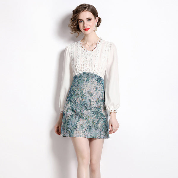 Fashion Vintage Temperament V-Neck Long-Sleeved A-Line Skirt Dress with Floral Color